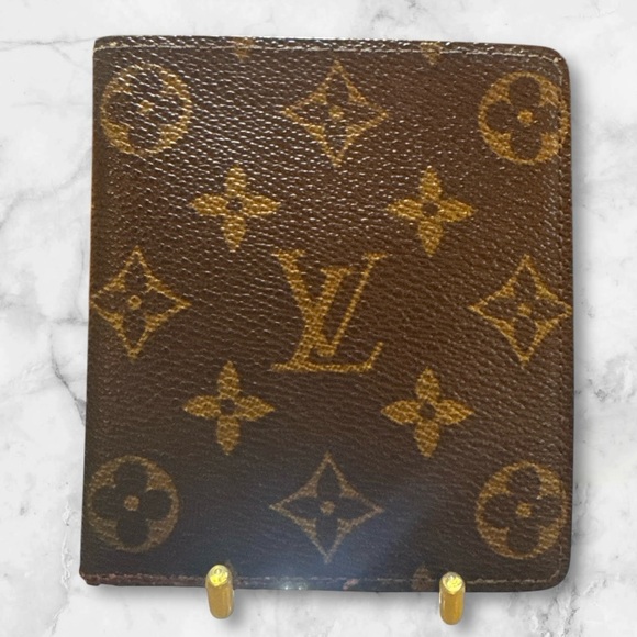 Louis Vuitton Monogram Canvas Bifold Wallet